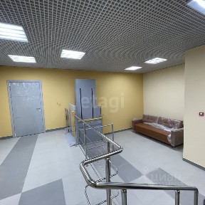 Продается 2-комн. квартира, 70 м²