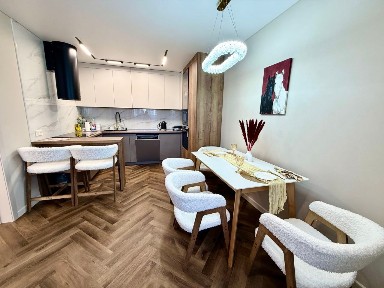 Продается 3-комн. квартира, 77 м²