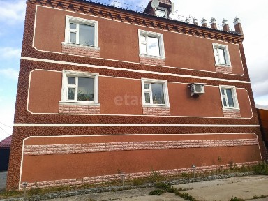 Продается 3-этажный дом, 524 м²