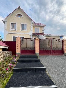 Продается 3-этажный коттедж, 230 м²