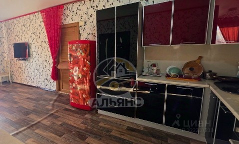Продается 2-этажный дом, 144 м²
