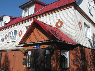 Продается 3-этажный коттедж, 350 м²