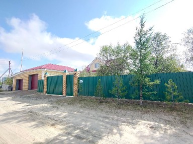 Продается 2-этажный дом, 160 м²