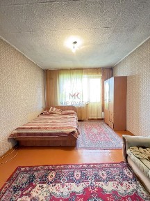 Продается 4-комн. квартира, 75 м²