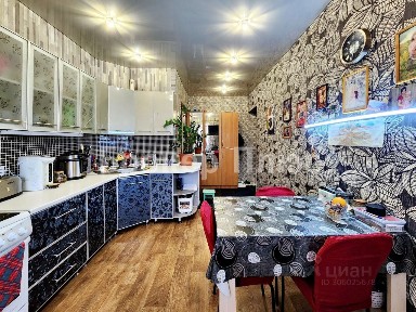 Продается 3-комн. квартира, 64 м²