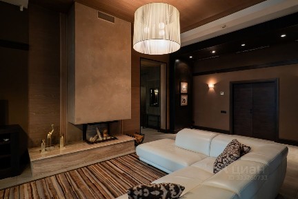 Сдается 2-этажный дом, 470 м²