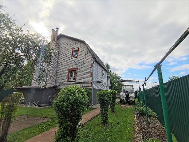 Сдается 2-этажный дом, 180 м²