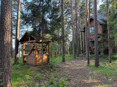 Сдается 3-этажный коттедж, 220 м²