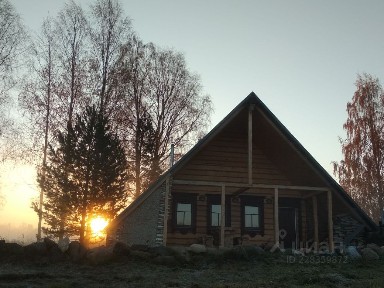 Сдается 2-этажный дом, 130 м²