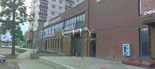 Продается торговая площадь, 127 м²