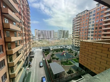 Продается 2-комн. квартира, 78,5 м²