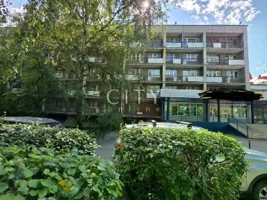 Продается здание, 3 800,5 м²