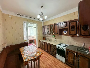 Продается 4-комн. квартира, 115 м²