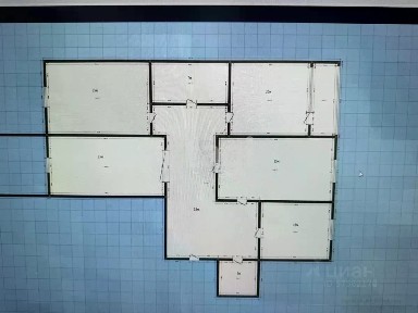 Продается 4-комн. квартира, 132 м²