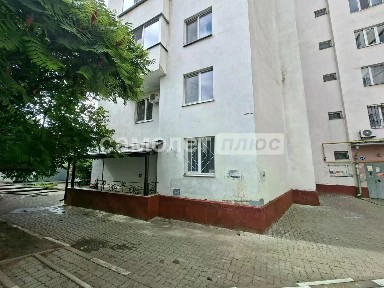 Продается торговая площадь, 87 м²