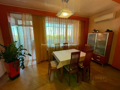 Сдается 4-комн. квартира, 142,6 м²