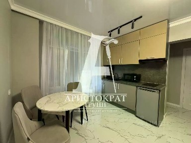 Продается торговая площадь, 90 м²