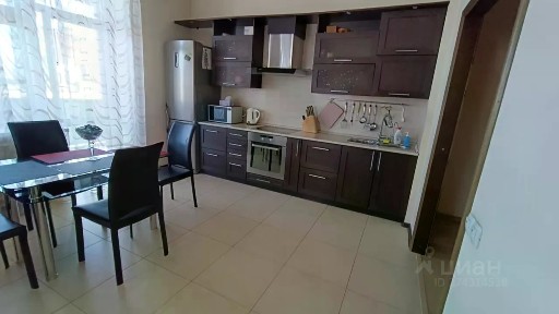 Сдается 2-комн. квартира, 80 м²