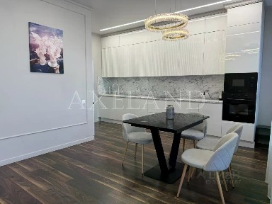 Сдается 2-комн. квартира, 81 м²