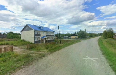 Продается 2-этажный дом, 290 м²