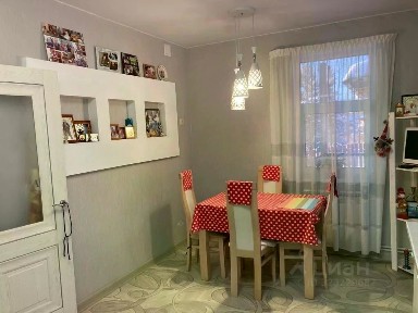 Продается 2-этажный дом, 200 м²