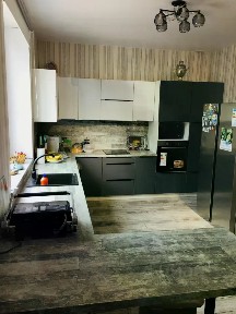 Продается 2-этажный дом, 180 м²