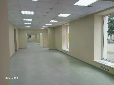 Сдается торговая площадь, 345 м²