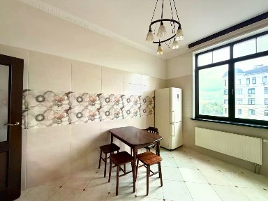 Продается 3-комн. квартира, 100 м²