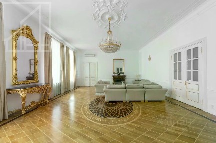 Сдается многокомнатная квартира, 380 м²