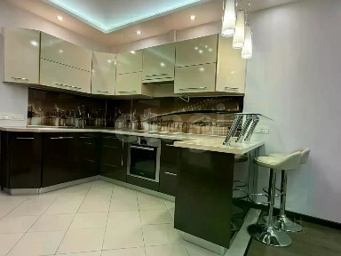 Продается 4-комн. квартира, 97 м²