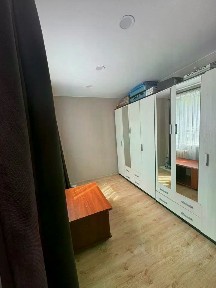Продается 4-комн. квартира, 58 м²