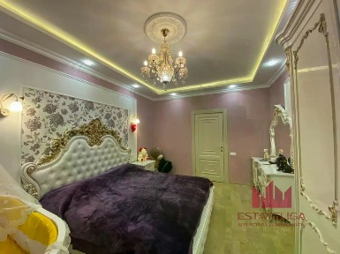 Продается 2-комн. квартира, 65 м²