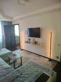 Продается 4-комн. квартира, 79 м²