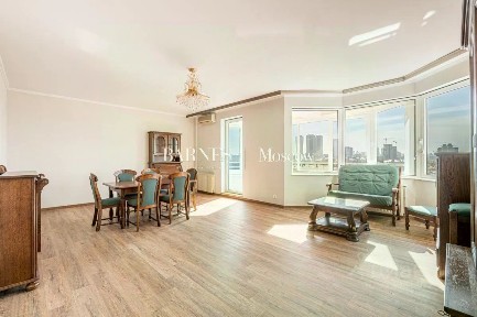 Сдается 2-комн. квартира, 100 м²