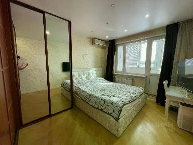 Продается 3-комн. квартира, 74 м²