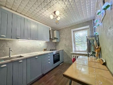 Продается 4-комн. квартира, 83,1 м²