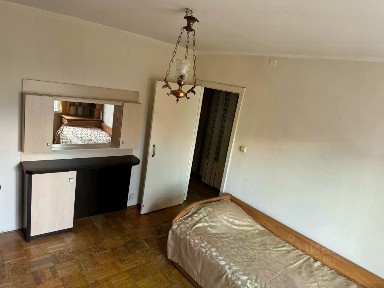 Сдается 4-комн. квартира, 103 м²
