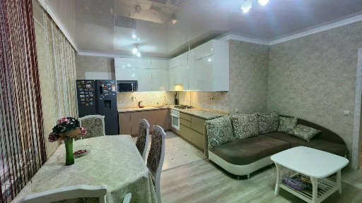 Продается 2-комн. квартира, 70 м²