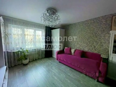Продается 3-комн. квартира, 53,7 м²