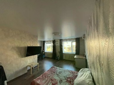 Продается 4-комн. квартира, 127 м²