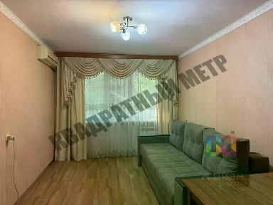 Продается 2-комн. квартира, 42 м²