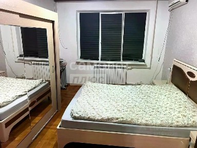 Продается 4-комн. квартира, 79 м²