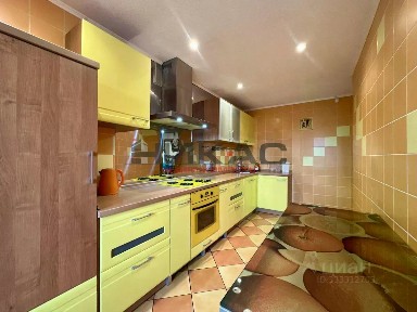 Сдается 4-комн. квартира, 77 м²