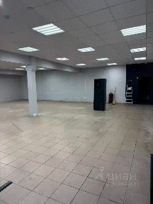 Продается здание (B)