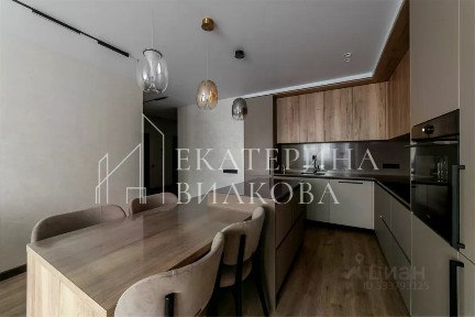 Сдается 3-комн. квартира, 100 м²