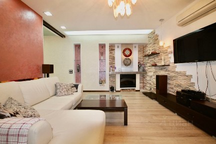 Сдается 4-комн. квартира, 160,4 м²