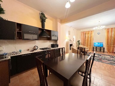 Сдается 3-комн. квартира, 107 м²