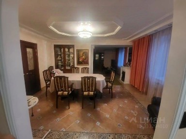 Сдается 4-комн. квартира, 125 м²