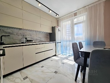 Сдается 2-комн. квартира, 65 м²