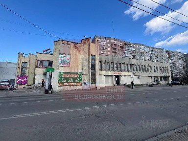 Продается торговая площадь, 894 м²